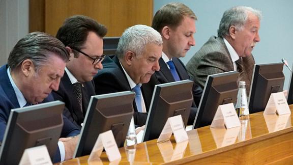 Восток Ставропольского края обеспечат средствами защиты от вредителей