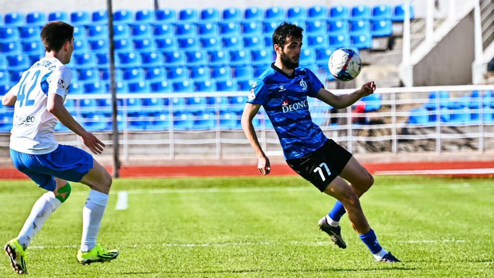 Футболисты ставропольского «Динамо» одержали третью победу подряд