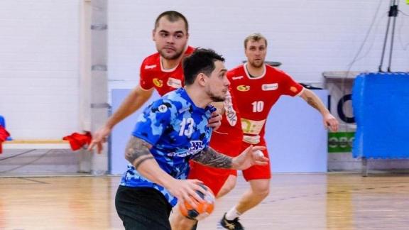 Владимир Владимиров поздравил гандболистов «Виктора» с очередным успехом