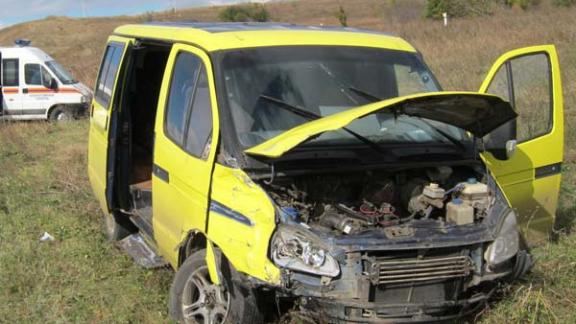 Три человека пострадали при столкновении «маршрутки» с «Нивой» под Ставрополем