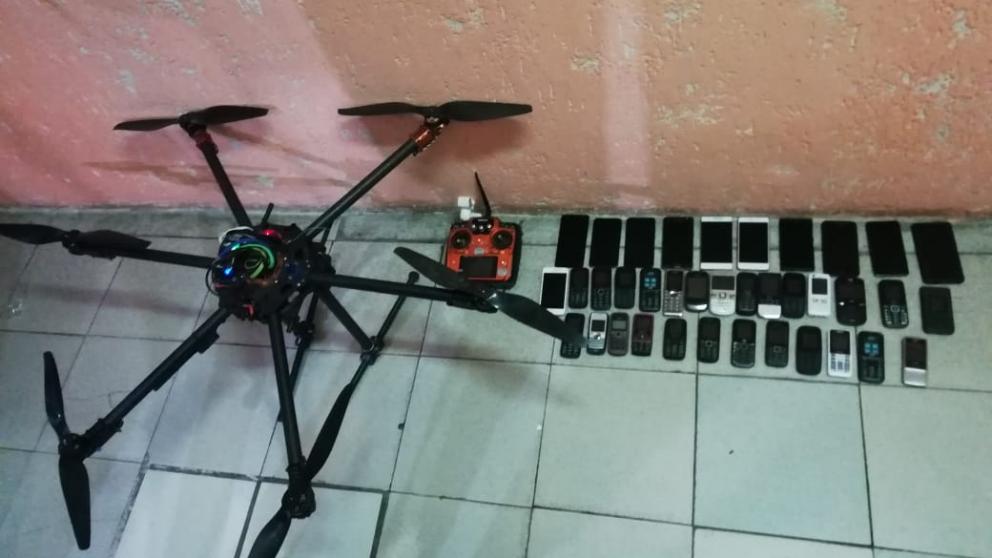 На Ставрополье в колонию пытались «доставить» телефоны на квадрокоптере