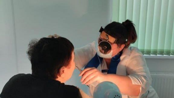 Выездная бригада медиков обследовала жителей хутора Среднего