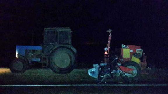 В Советском районе трактор столкнулся с легковым автомобилем