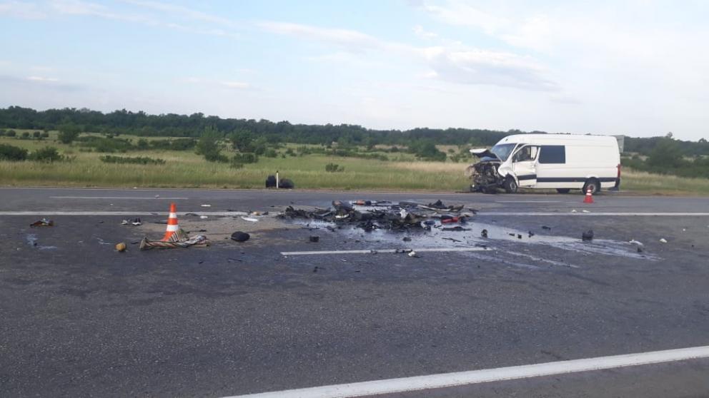 2 человека погибли и 10 пострадали в ДТП в Кочубеевском районе