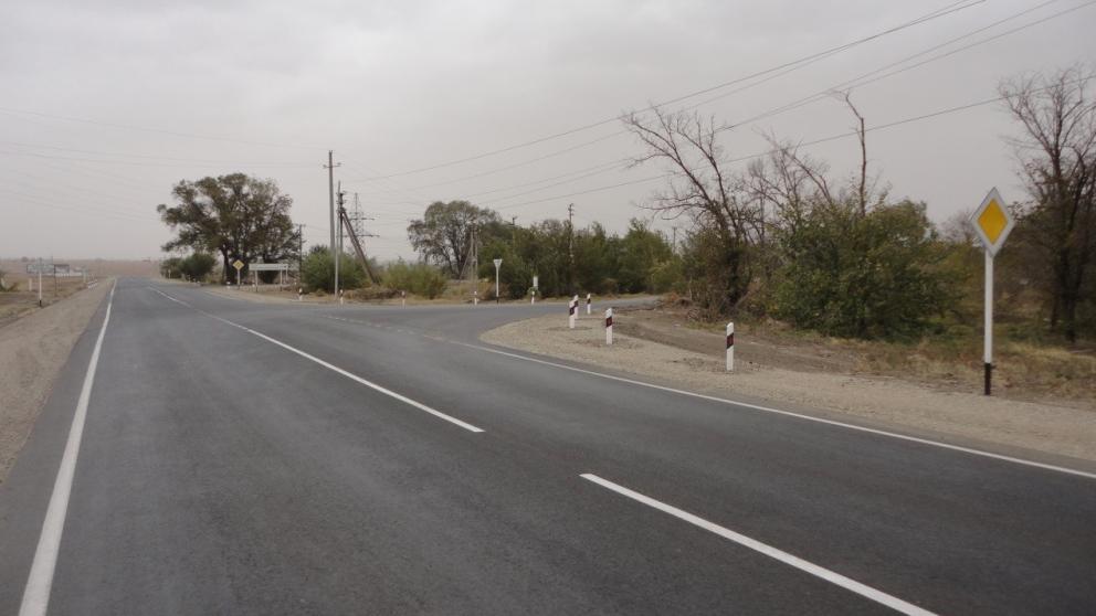 В Петровском округе Ставрополья отремонтировали почти 2 км дороги