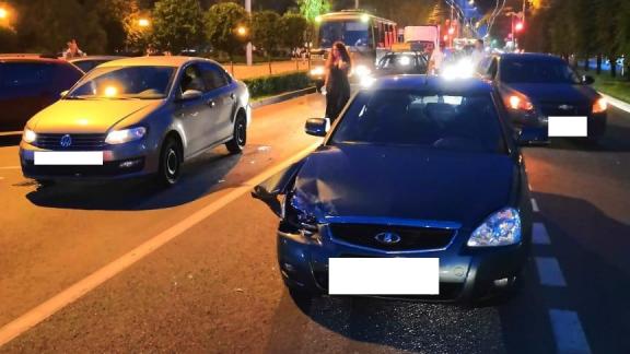 Злостный нарушитель ПДД спровоцировал тройную аварию в центре Ставрополя