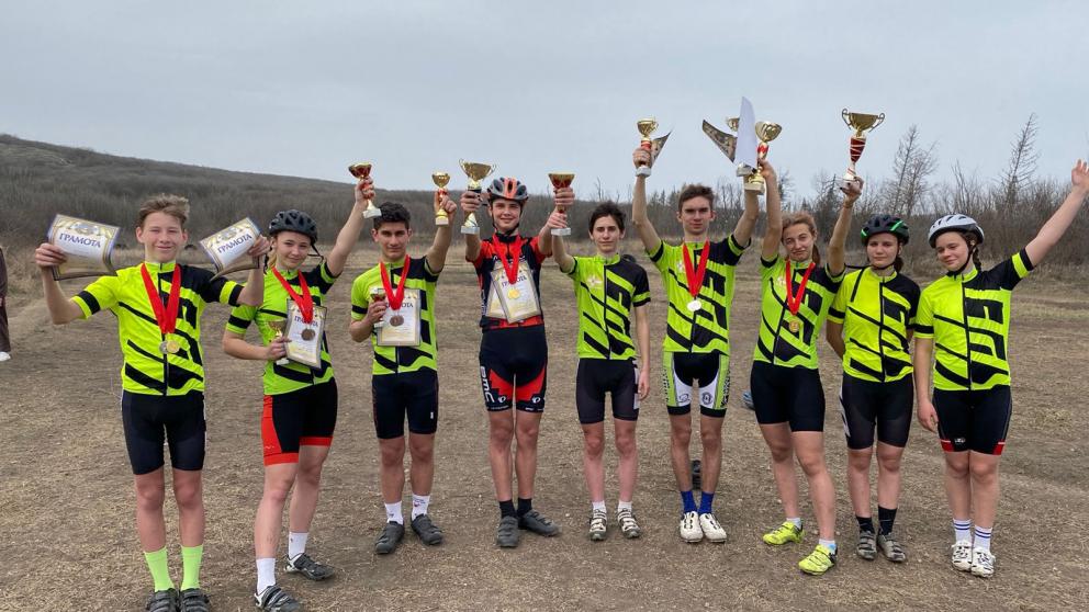 Лучшие гонщики Ставрополья разыграли награды на склоне горы Машук