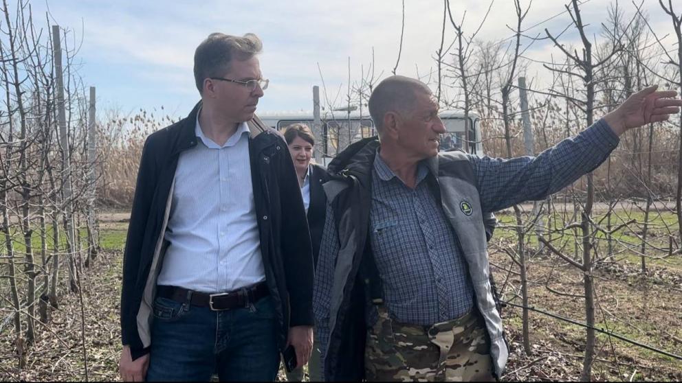 Поддержать аграриев бюджетным рублём