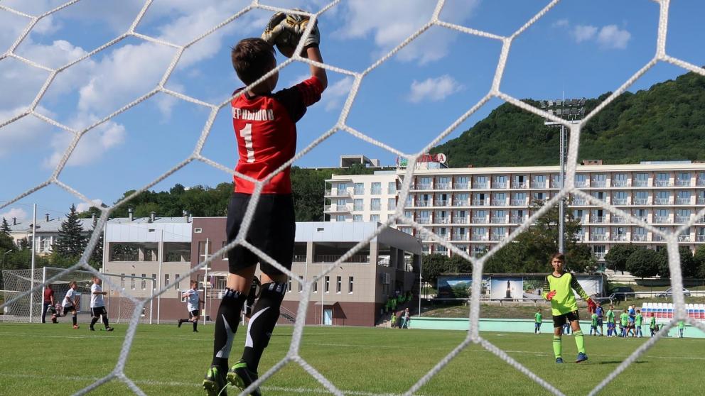 В Железноводске на самоизоляции останутся футболисты юношеской сборной России