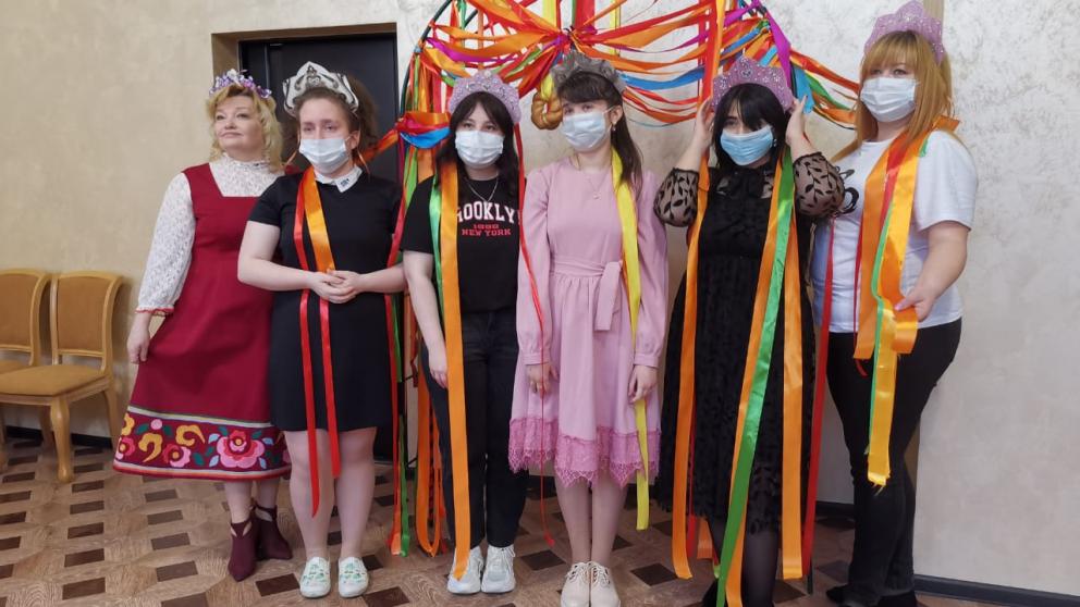 В Кисловодске невест обучили традициям свадьбы на Красную горку