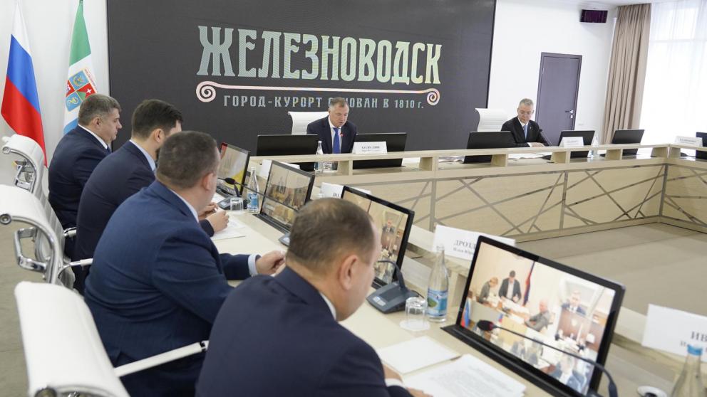 Марат Хуснуллин: Ставропольский край развивается хорошими темпами