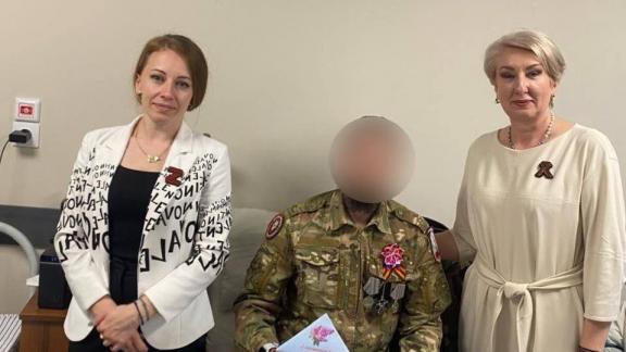 На Ставрополье активисты «Единой России» поздравили военных с Днём Победы
