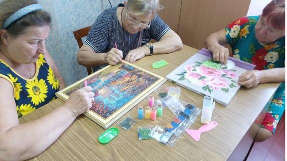 На Ставрополье распространяется форма работы социальных комнат для пожилых людей