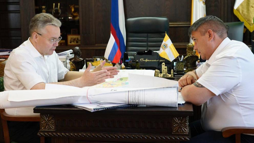 Губернатор Ставрополья обсудил с главой Ессентуков отработку обращений с прямой линии