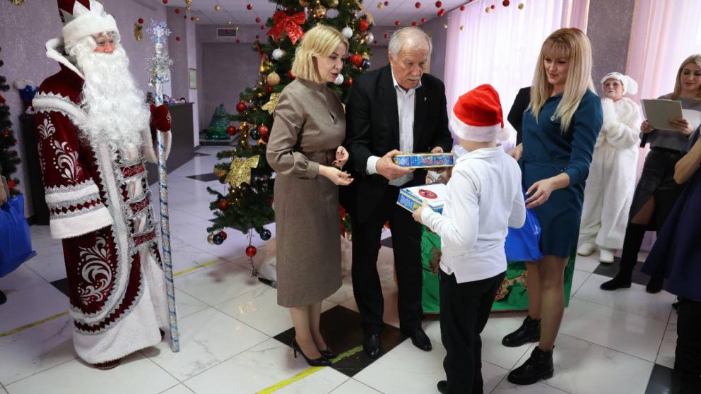 На Ставрополье активисты провели праздничные мероприятия для детей военнослужащих