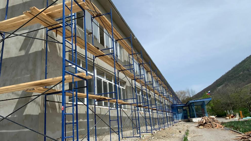 Школу отремонтируют в Хуторе Быкогорка на Ставрополье к новому учебному году