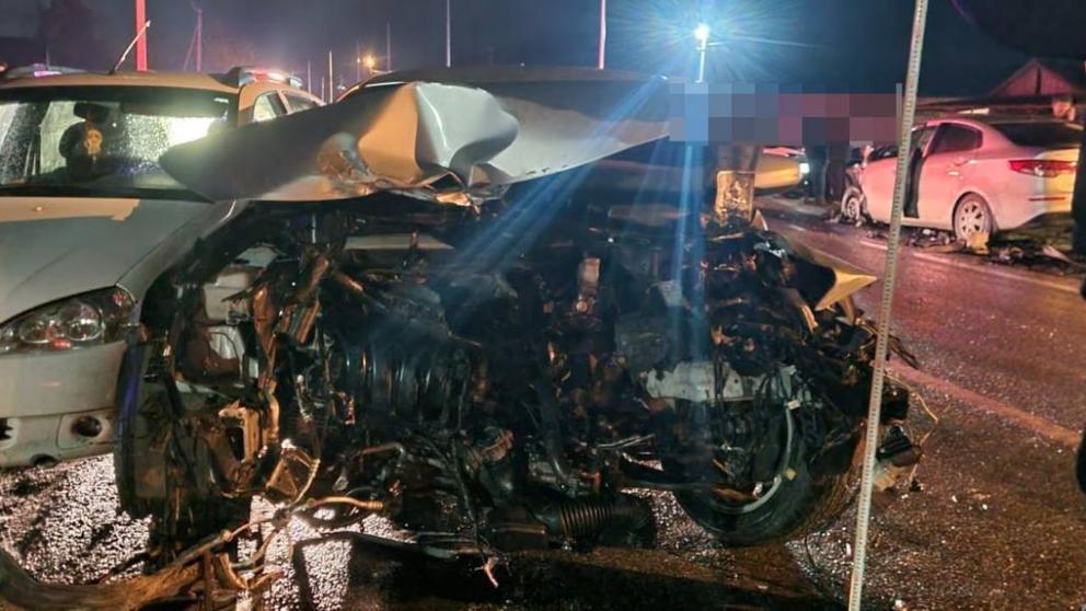 Четыре автомобиля столкнулись на трассе в Будённовском округе Ставрополья